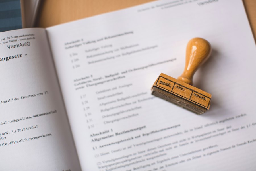 Печатка на офіційному документі